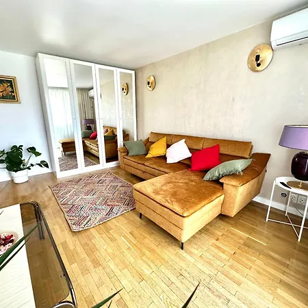 Irma Apartment Bucharest